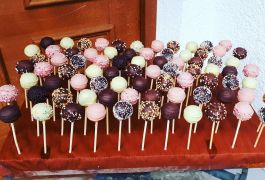 #Cake pops Ljubljana #Tortice na palčkah Ljubljana