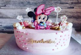 Minnie miška torta