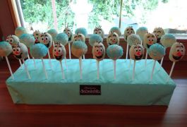 Olafi in Frozen Cake pops