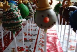 Zimsko okrašeni cakepops