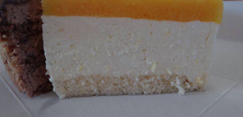 Grška torta z breskvami